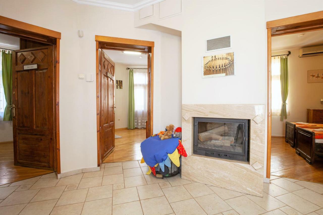 Time Traveling Apartment Sofia City Ngoại thất bức ảnh
