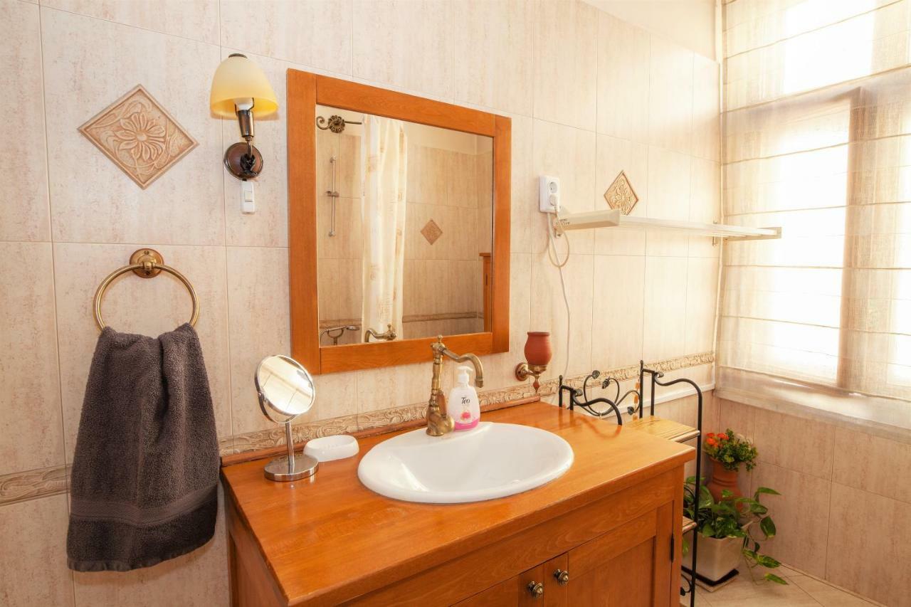Time Traveling Apartment Sofia City Ngoại thất bức ảnh