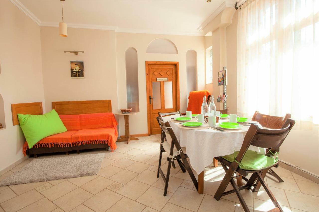 Time Traveling Apartment Sofia City Ngoại thất bức ảnh